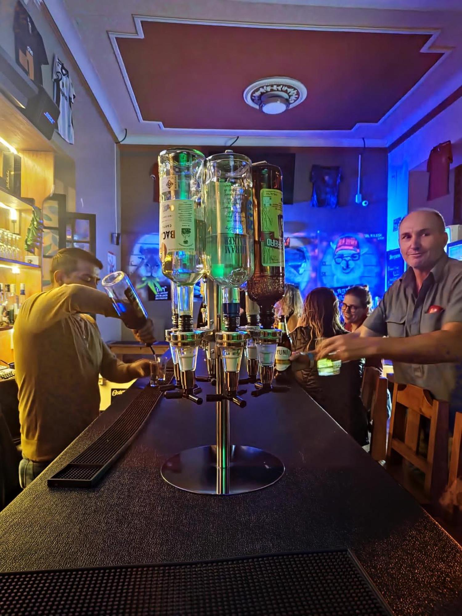 Saint Peter'S Llama Hostal La Paz Luaran gambar
